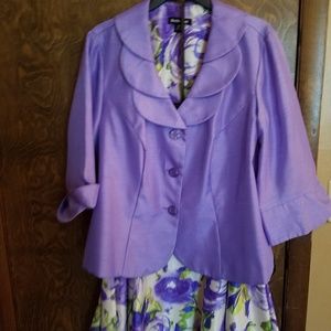 Pretty skirt and blouse.